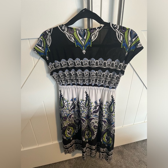 Lightweight mini Dress - Picture 4 of 4